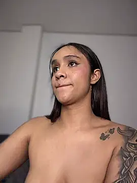 Chatroom XXX en direct de Isabella-Teen