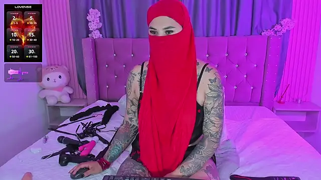 Вебкам-шоу Nayla-Mouna