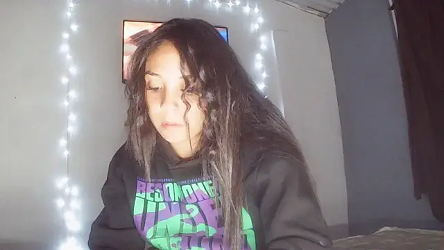 Chatroom XXX en direct de linzeysmith4