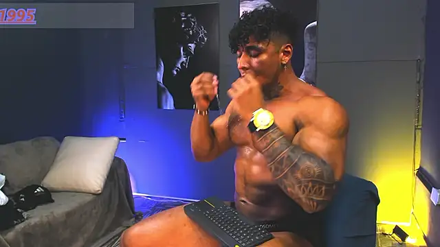 bradley_smith 即時 XXX 聊天