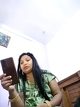 Cute-Janvi20 Adlı Modelin Canlı XXX Sohbeti