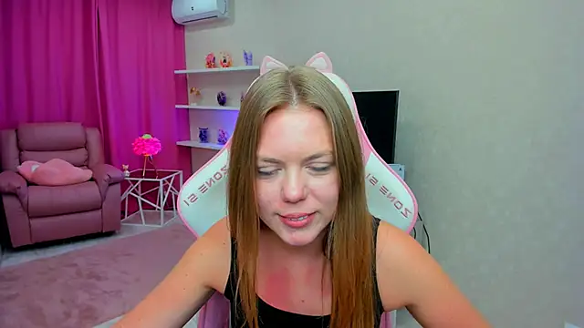 Strawberrye 即時 XXX 聊天