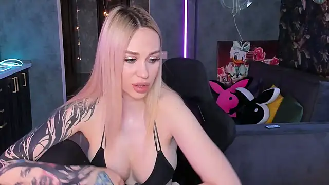 Blckmirrorr Chat XXX in diretta