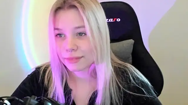 XXX chat uživo modela Lulu_Di