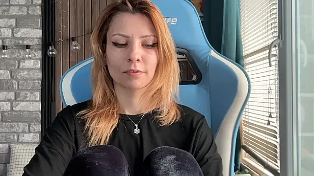 karo123421 live XXX chat