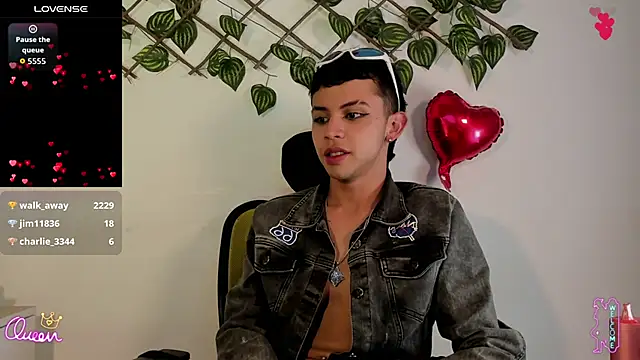 Prince_Apolo Chat XXX in diretta