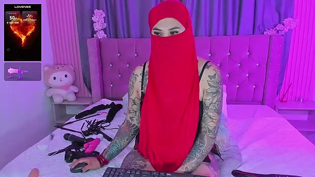 Nayla-Mouna Show Webcam