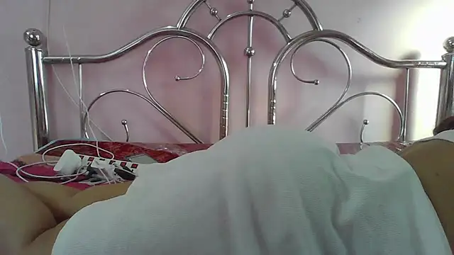 Chat XXX en directo de cute_lailaa