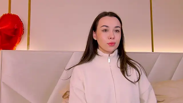 MiaMarlow Chat XXX in diretta