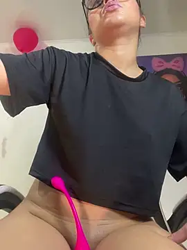 XXX chat uživo modela Lulu_Monroe