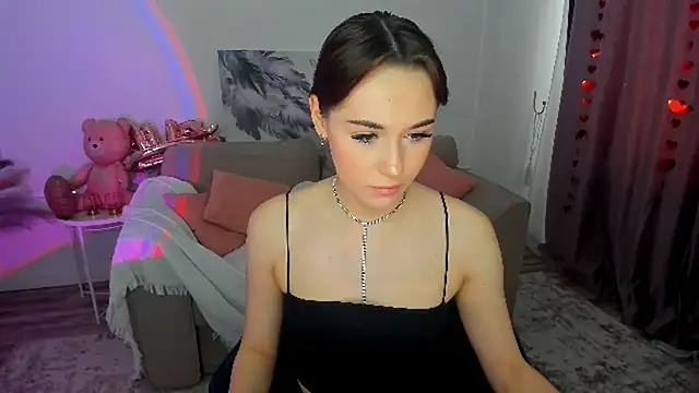 MakeYoueHappy Chat XXX in diretta