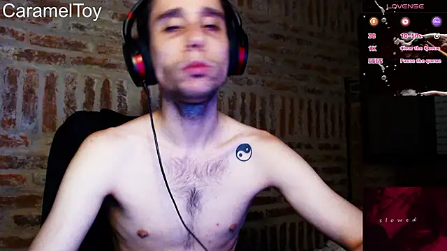 XXX chat uživo modela CaramelToy