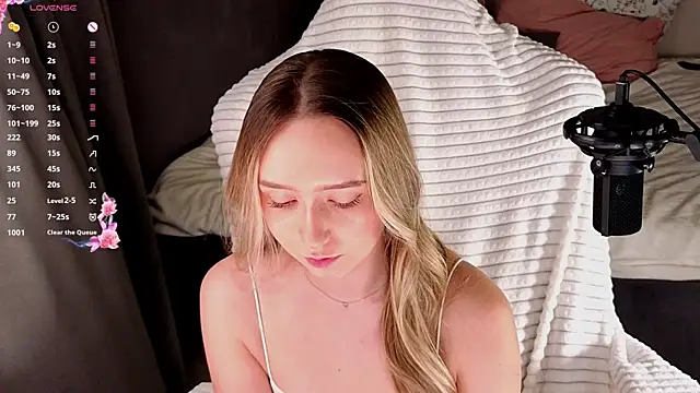 Živý XXX chat HollisBeckett