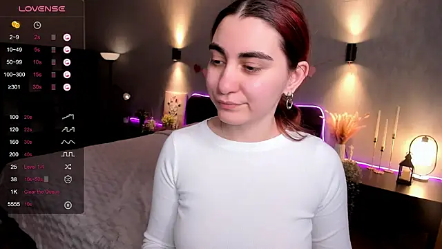 Chatroom XXX en direct de hannacheekss_