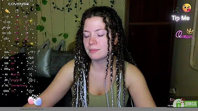 Alicia_redfollow Adlı Modelin Canlı XXX Sohbeti