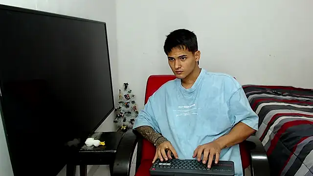 Živý XXX chat Alex_mojica