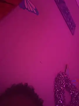 Slave4Him Adlı Modelin Canlı XXX Sohbeti