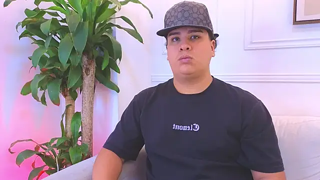 Czat XXX na żywo – Naim_Bennetsex