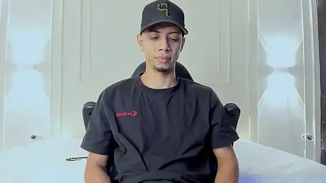 Czat XXX na żywo – Jordan_Crew