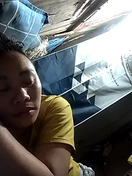 Bella-222 Chat XXX in diretta