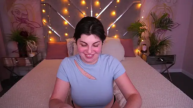 MirandaWong's Live XXX Chat