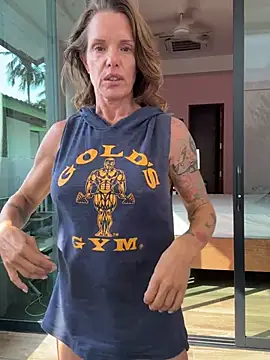 mommyselenafit_ Live XXX-Chat