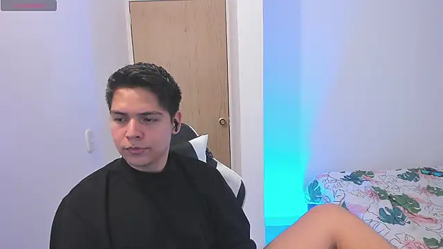 Asta_YunoXXX – Live XXX-chat