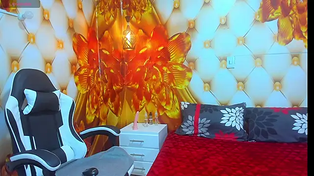 isabella_barbie: онлайн-секс-чат