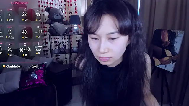 SheilaRare Chat XXX in diretta