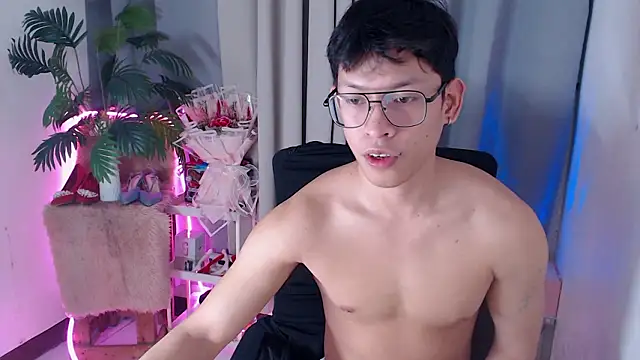 pinkcock_froi2305 Webcam Show