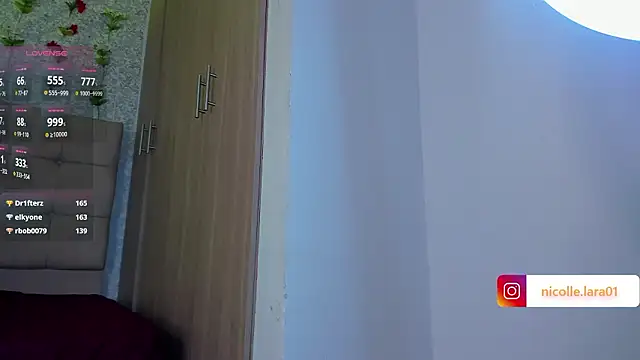 Kitty_Rose_CS Chat XXX in diretta