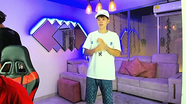 Houseofwarrios – Kamerová šou