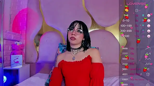 Živý XXX chat NaniiSisy