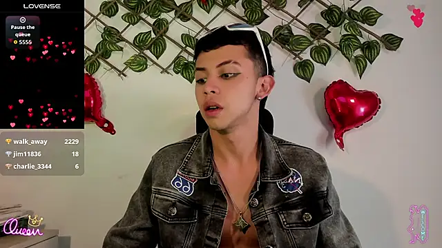 Prince_Apolo's Live XXX Chat