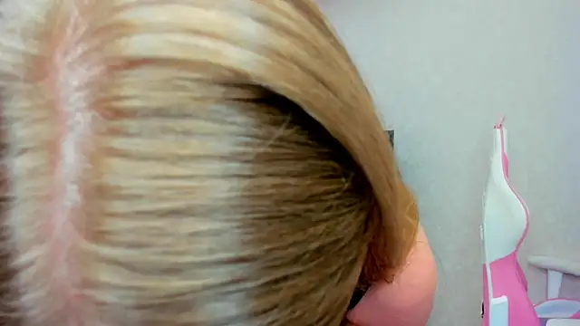 XXX chat uživo modela Strawberrye