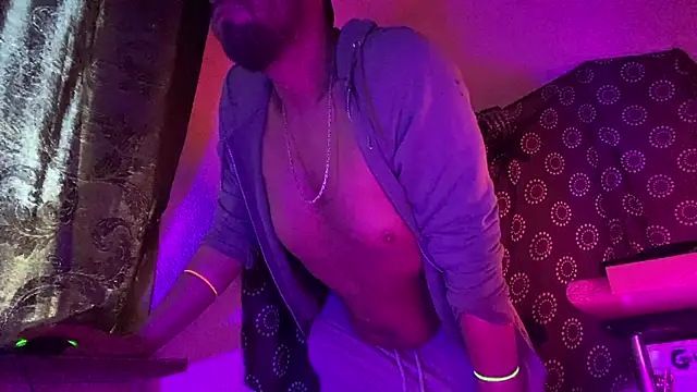 Guyst049 – Kamerová šou