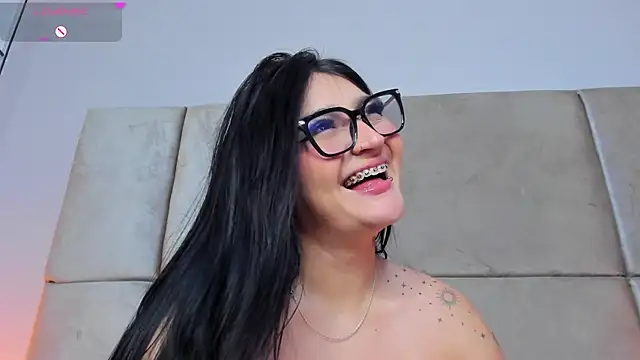 isabel_sofiaa live XXX chat