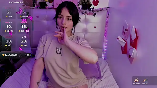 Anna_Blade_ 网络视讯表演