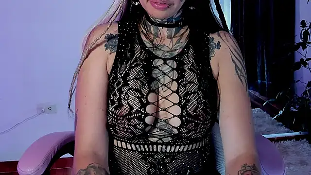 HollyHudsonn: απευθείας συνομιλία ΧΧΧ