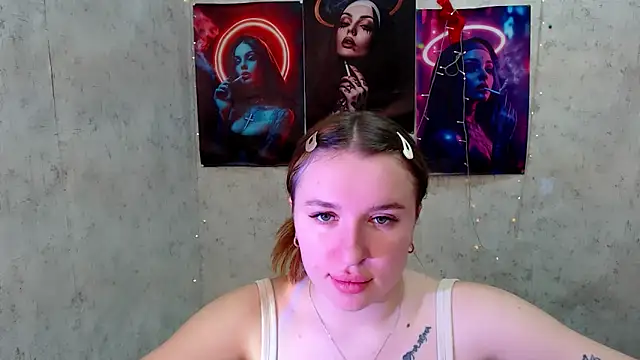 JuliaTopp_ Adlı Modelin Canlı XXX Sohbeti