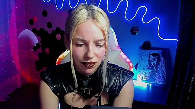 mistress_annaa Adlı Modelin Canlı XXX Sohbeti