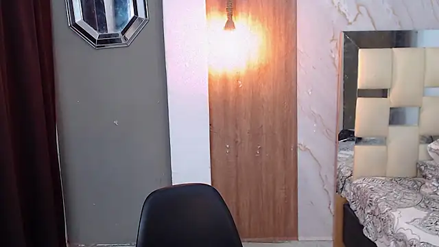 honeymoon_12 Live XXX-Chat