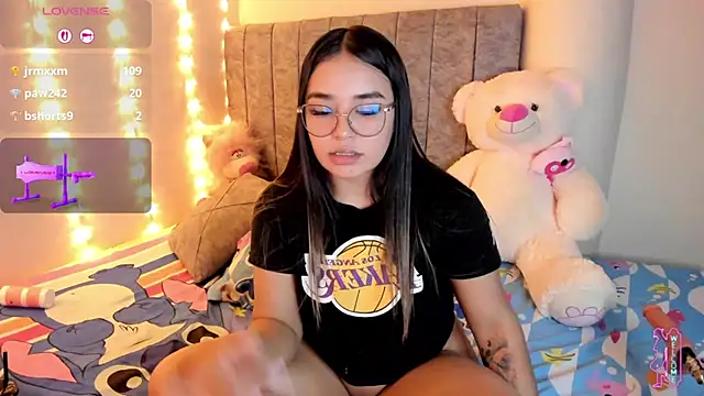 SaraCrow Live XXX-chat