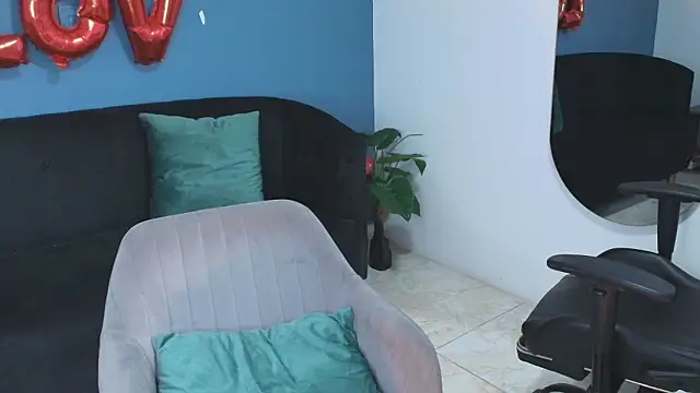 Sembang XXX Secara Langsung Zamira_Taylor