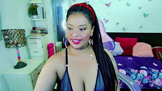 Naasha_ Live XXX-chat