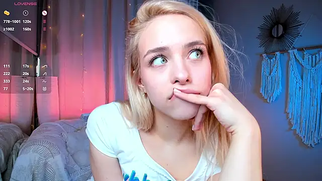 ShinyBarbie Chat XXX in diretta