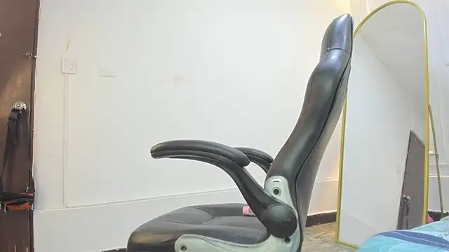 แชท XXX สดของ charlotte_dante212