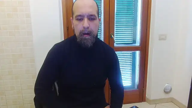 Pertunjukan Kamera Web AMIRDIB2025