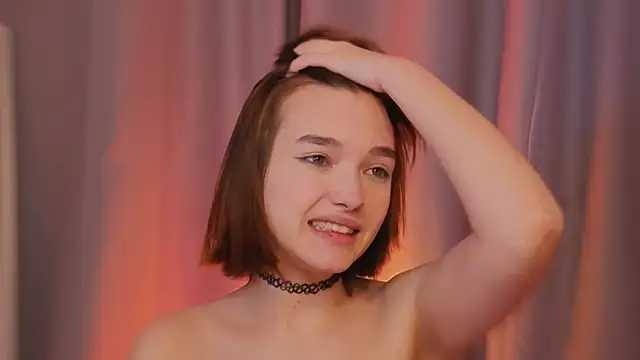 Leyla_crsh Chat XXX in diretta