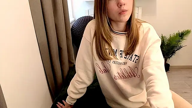 Just_L0VE_me Adlı Modelin Canlı XXX Sohbeti